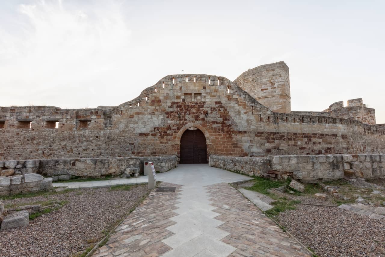 Entrada al castillo