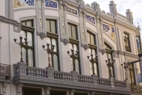 Ruta Modernismo. La Ciudad Antigua